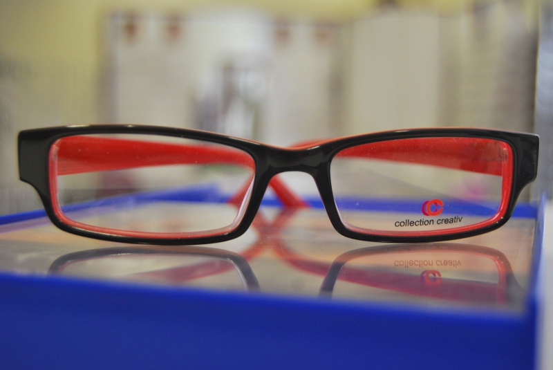 opticien-LA MARTRE-min_view-sight-lens-frame-optics-spectacles-1141012-pxhere.com